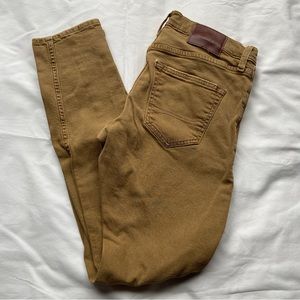 Hollister super skinny young men’s khaki jeans. Size W30 L32